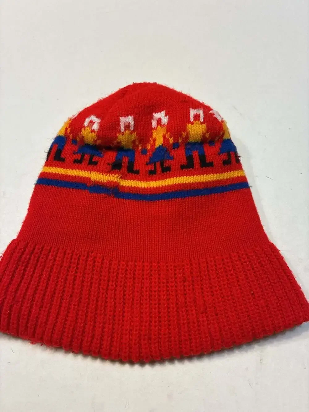 Vintage Unisex Knit Winter Beanie Hat with Folk Art People Pattern
